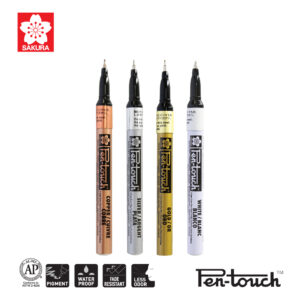 ปากกาเพ้นท์หัวเข็ม 0.7มม. PEN-TOUCH MARKER ยี่ห้อ ซากุระ (1 ด้าม)